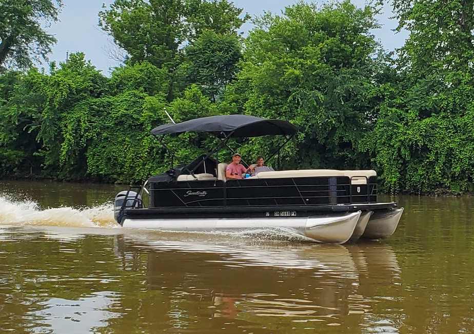 Rick and Charlotte Godfrey Pontoon